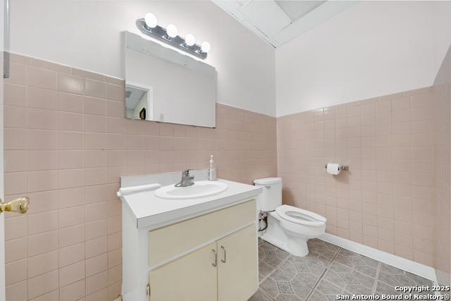 Listing photo id 15 for 234 San Pedro