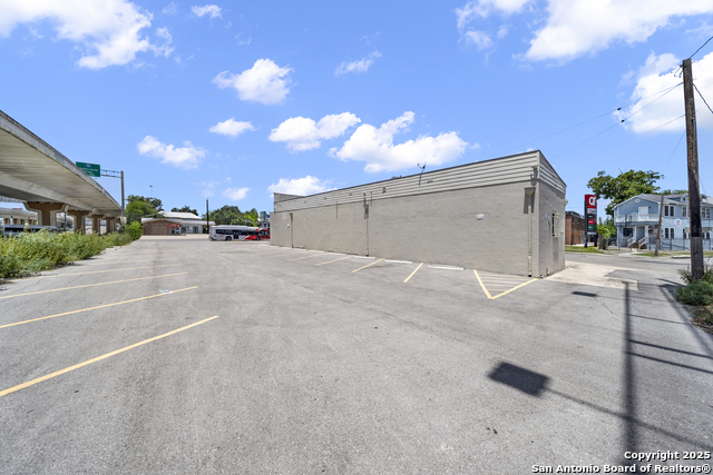 Listing photo id 7 for 234 San Pedro