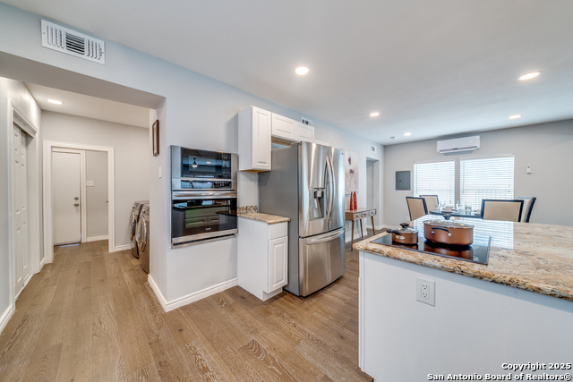 Image 14 of 41 For 811 Kings W