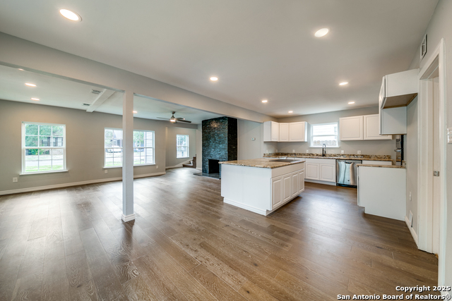 Image 18 of 41 For 811 Kings W