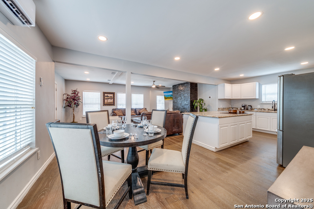 Image 3 of 41 For 811 Kings W