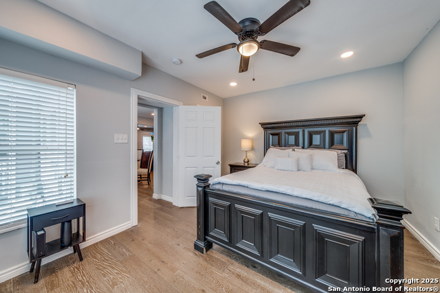 Image 5 of 41 For 811 Kings W