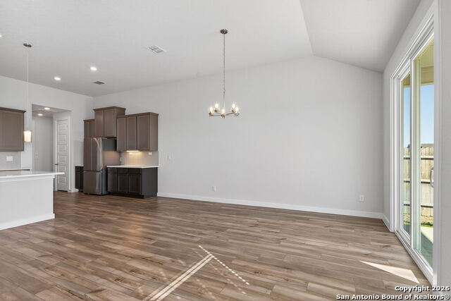 Listing photo id 12 for 1518 Passmore Downs