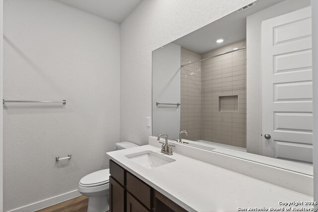 Listing photo id 20 for 1518 Passmore Downs