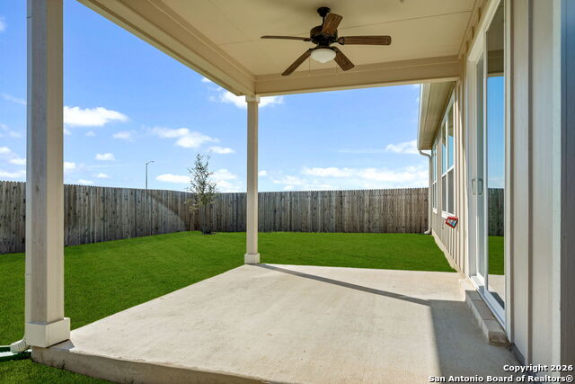 Listing photo id 24 for 1518 Passmore Downs