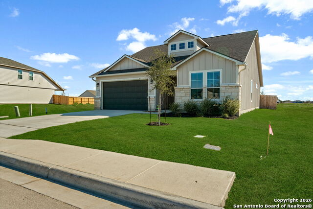 Listing photo id 1 for 1518 Passmore Downs