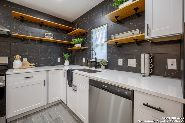 Image 14 of 34 For 123 Marchmont