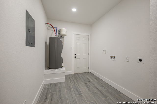 Image 20 of 34 For 123 Marchmont