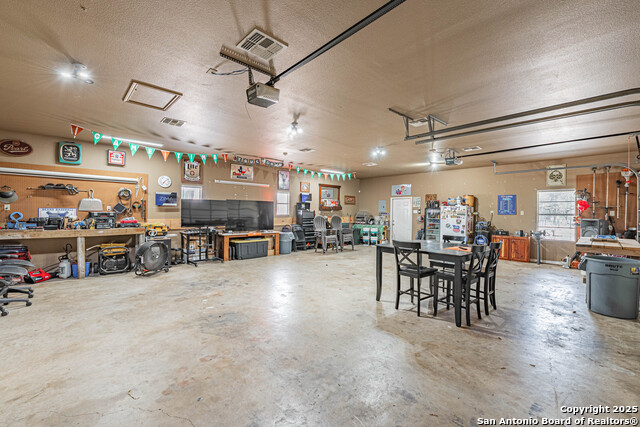 Image 44 of 52 For 461 Fm 3432  