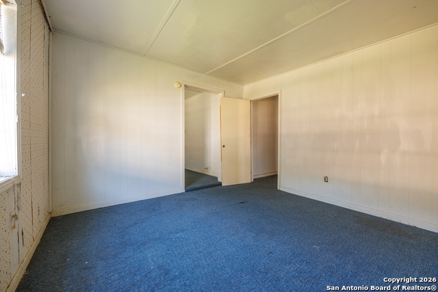 Image 10 of 17 For 755 Linda Lou