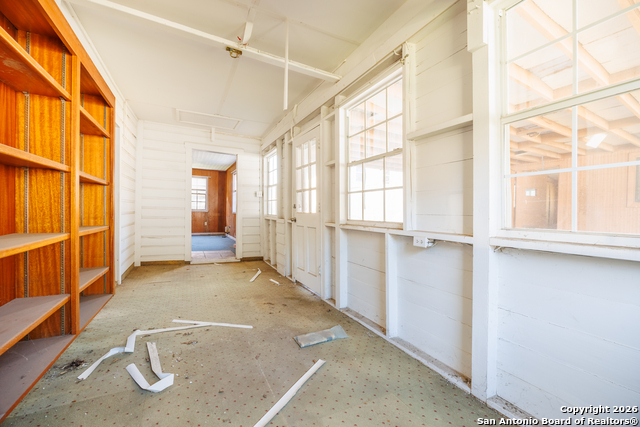 Image 13 of 17 For 755 Linda Lou