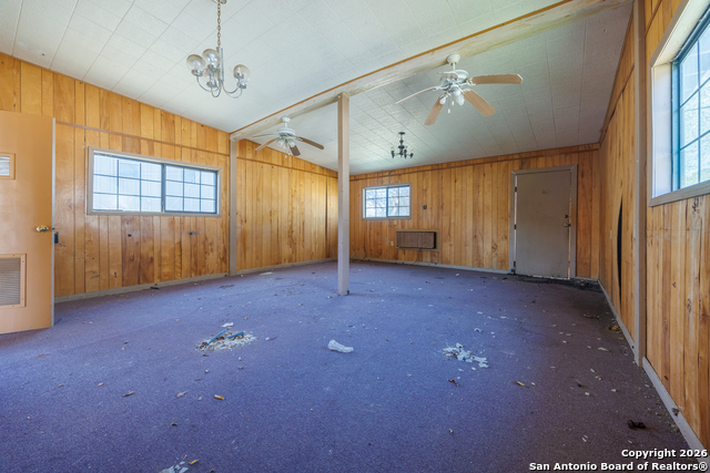 Image 16 of 17 For 755 Linda Lou