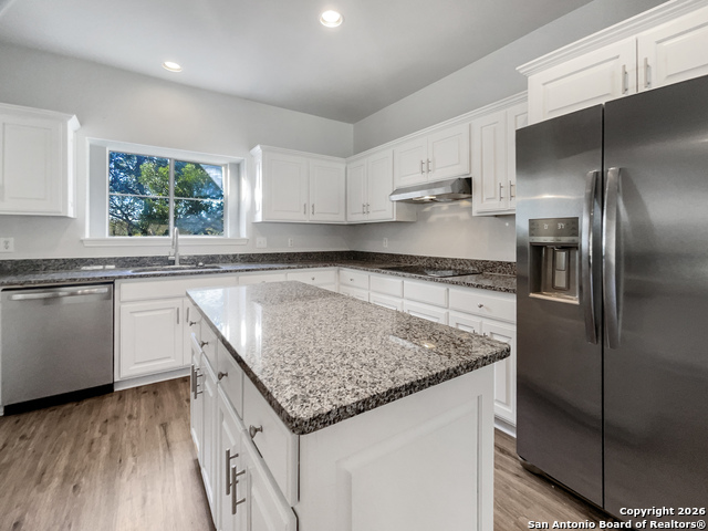 Image 2 of 17 For 335 Berry Oaks Drive