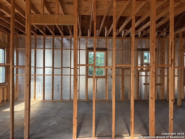 Image 7 of 17 For 717 Euclid E