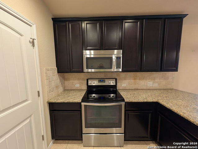 Image 18 of 34 For 10418 Brisbane River