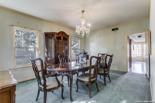 Listing photo id 11 for 131 Mary D  