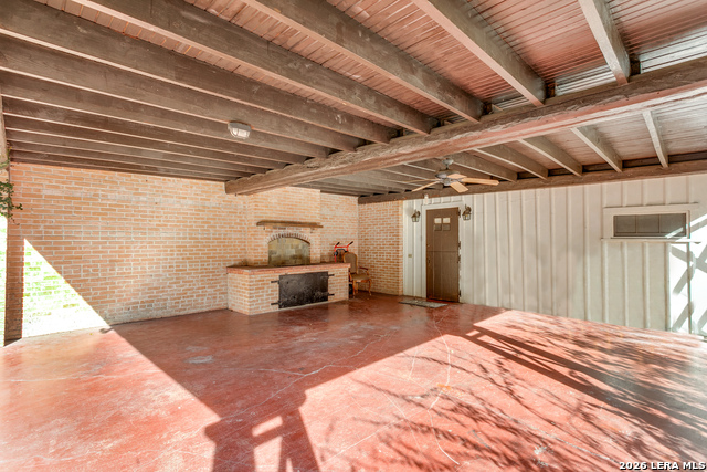 Listing photo id 18 for 131 Mary D  