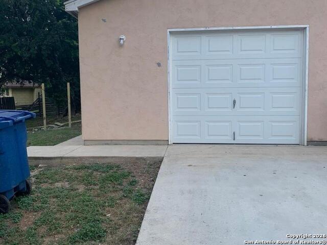 Image 3 of 7 For 11252 Center Point Rd