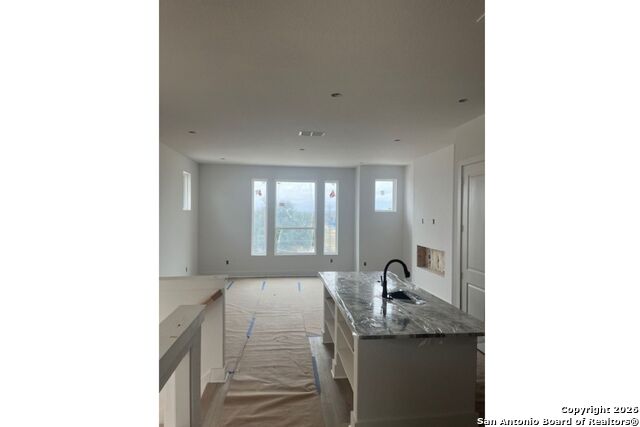 Image 5 of 30 For 6464 Babcock Rd #712