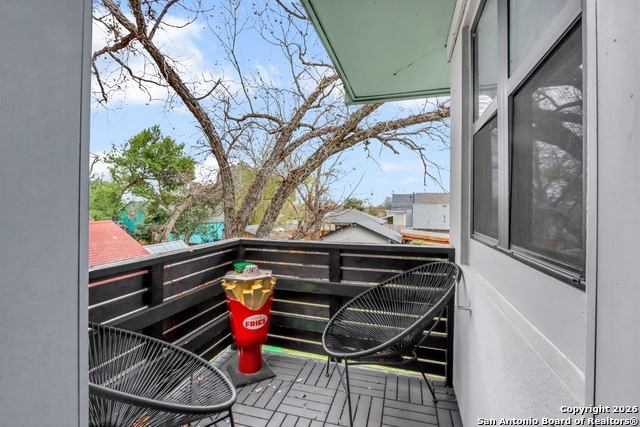 Image 34 of 42 For 503 Austin S