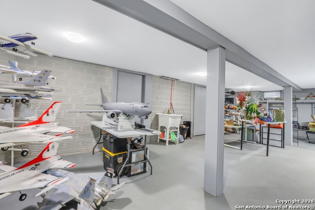 Image 37 of 42 For 503 Austin S