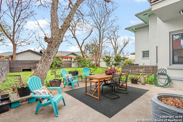 Image 41 of 42 For 503 Austin S