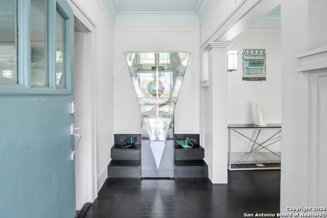 Image 5 of 42 For 503 Austin S