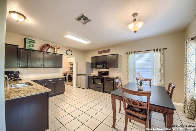 Image 10 of 29 For 21922 Goldcrest Run