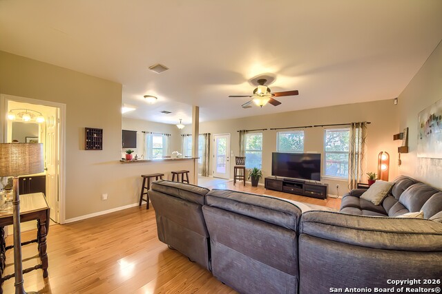 Image 6 of 29 For 21922 Goldcrest Run