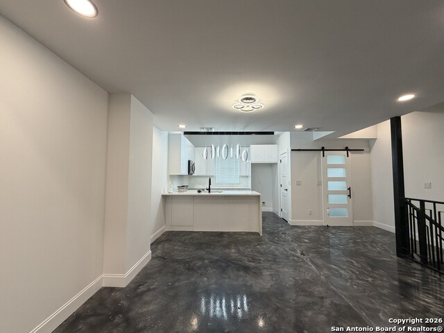 Image 13 of 30 For 222 S Olive St  1102