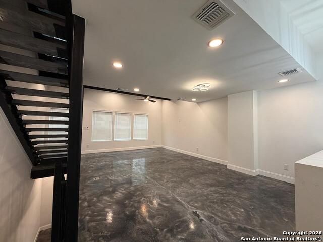 Image 9 of 30 For 222 S Olive St  1102