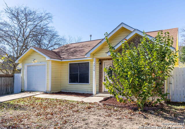 Image 2 of 26 For 2914 Jardines