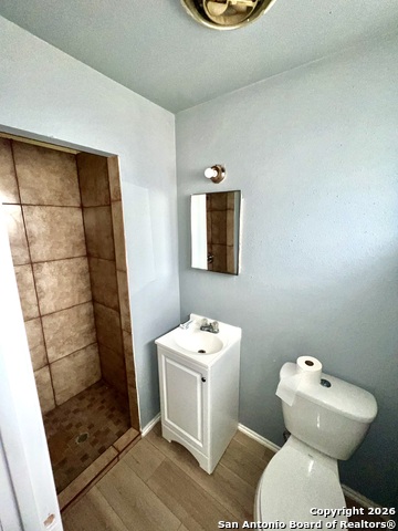 Image 6 of 11 For 4939 Mary Diane