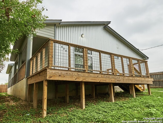 Image 2 of 16 For 1620 Peck  B-102