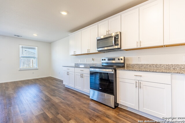 Image 11 of 32 For 1229 Entrada De Real