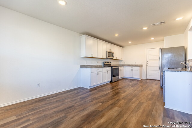 Image 7 of 32 For 1229 Entrada De Real