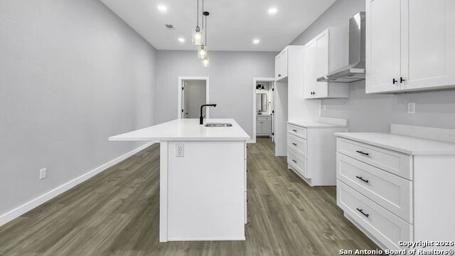 Image 5 of 18 For 219 Saint James