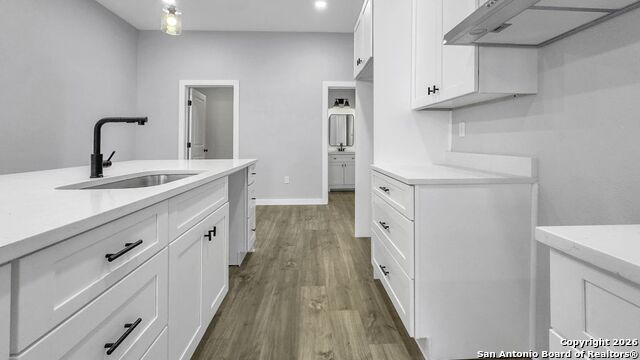 Image 6 of 18 For 219 Saint James