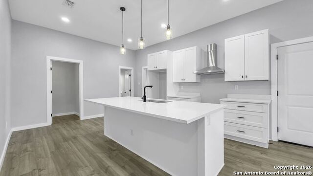 Image 7 of 18 For 219 Saint James