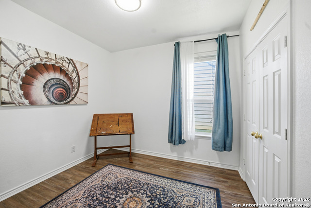 Listing photo id 17 for 9831 Overlook Cyn