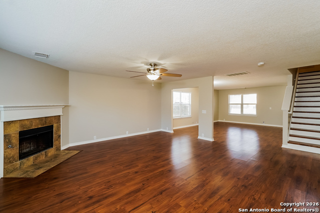 Image 4 of 15 For 15827 Brisbane Drive