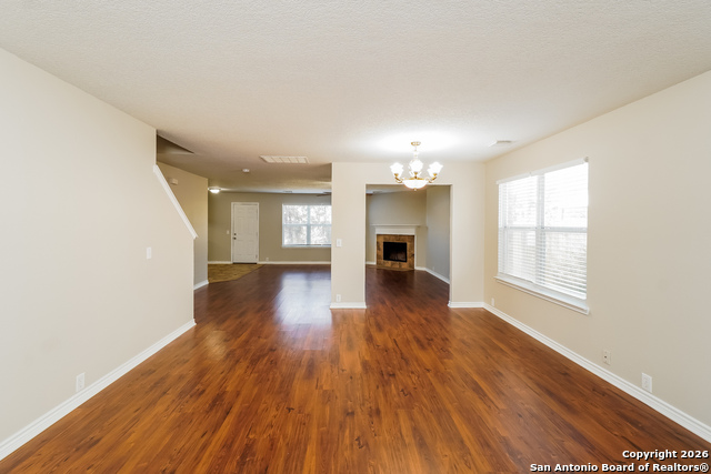 Image 5 of 15 For 15827 Brisbane Drive