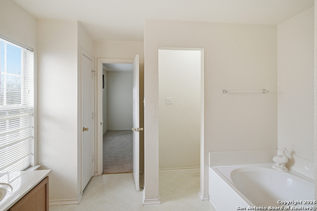 Image 11 of 12 For 9506 Braun Willow