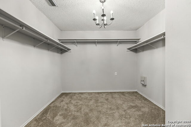 Image 19 of 30 For 13567 Hickory Legend