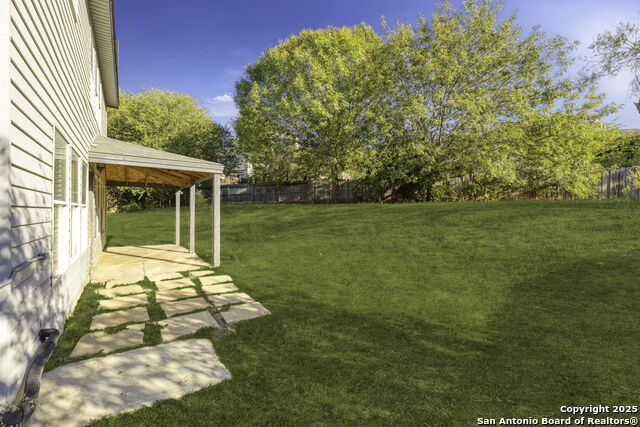 Image 24 of 30 For 13567 Hickory Legend