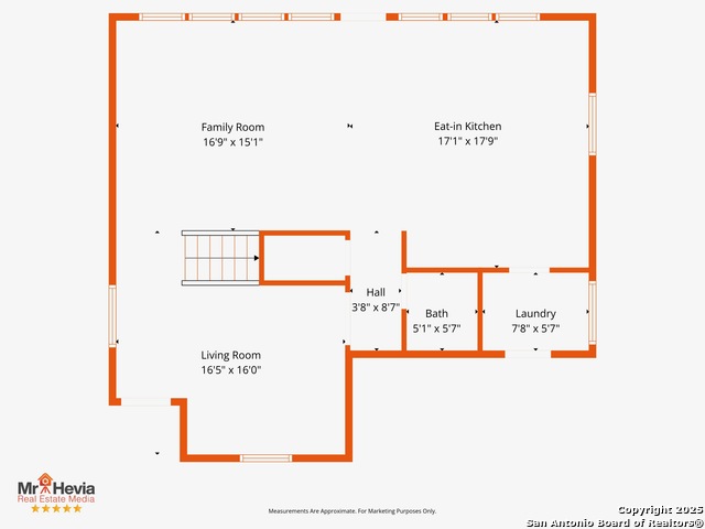 Image 29 of 30 For 13567 Hickory Legend