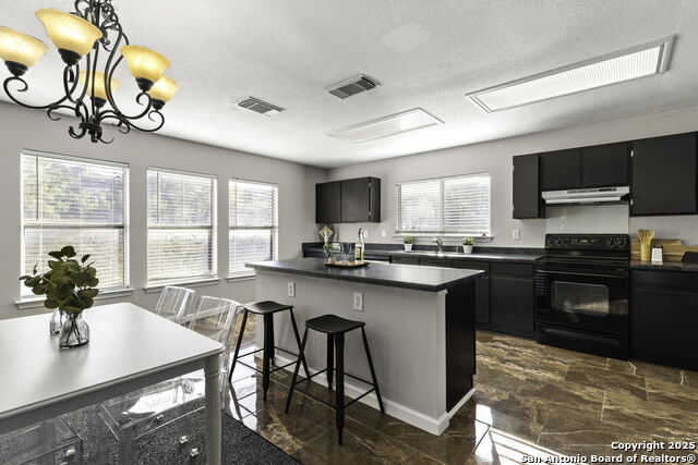 Image 9 of 30 For 13567 Hickory Legend