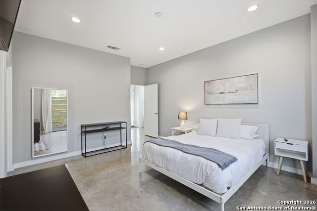 Image 21 of 70 For 422 Hays St #3