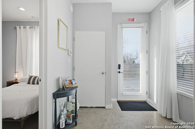 Image 5 of 70 For 422 Hays St #3