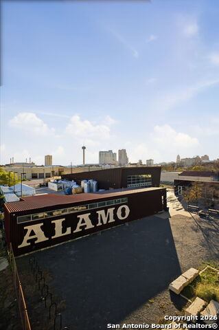 Image 64 of 70 For 422 Hays St #3